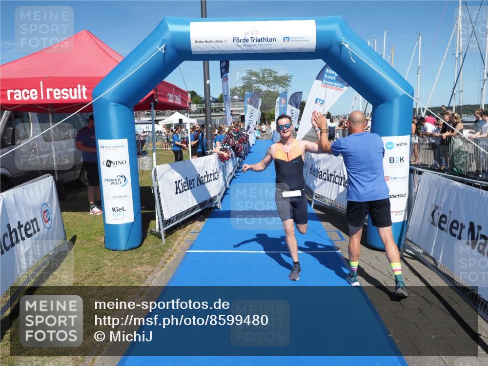 17.08.2025 - KN Förde Triathlon 2025 MichiJ http://msf.ph/oto/8599480 17.08.2025 14:03:53 Laufen 483 meine-sportfotos.de