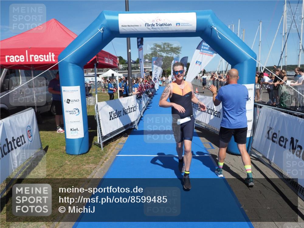 17.08.2025 - KN Förde Triathlon 2025 MichiJ http://msf.ph/oto/8599485 17.08.2025 14:03:54 Laufen 483 meine-sportfotos.de