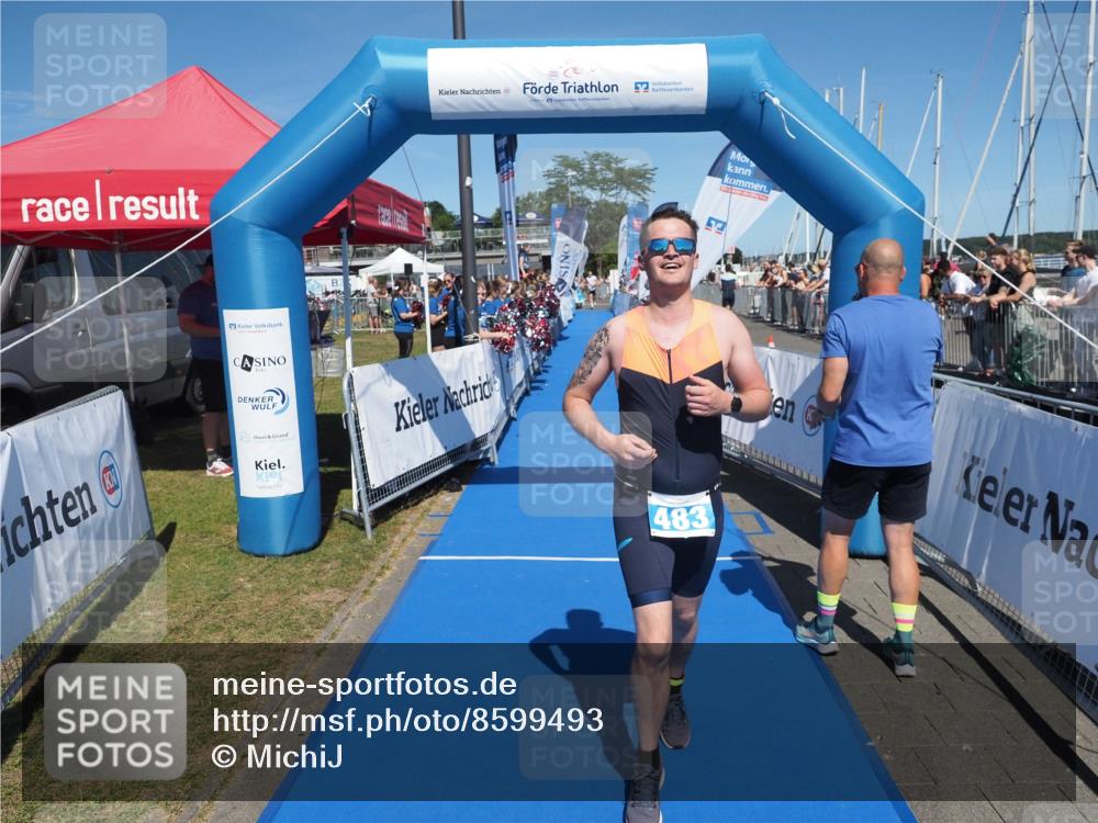 17.08.2025 - KN Förde Triathlon 2025 MichiJ http://msf.ph/oto/8599493 17.08.2025 14:03:54 Laufen 483 meine-sportfotos.de