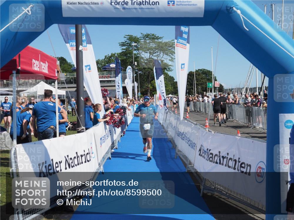 17.08.2025 - KN Förde Triathlon 2025 MichiJ http://msf.ph/oto/8599500 17.08.2025 12:14:54 Laufen 304 meine-sportfotos.de