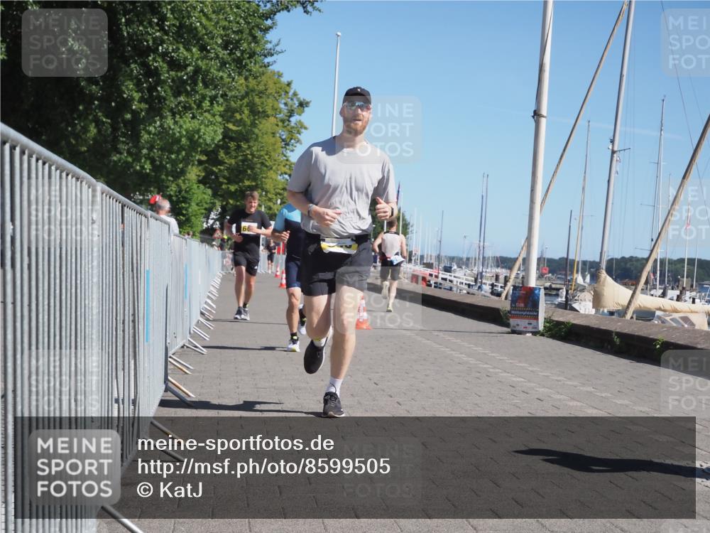 17.08.2025 - KN Förde Triathlon 2025 KatJ http://msf.ph/oto/8599505 17.08.2025 11:51:25 Laufen 331, 602, 643 meine-sportfotos.de