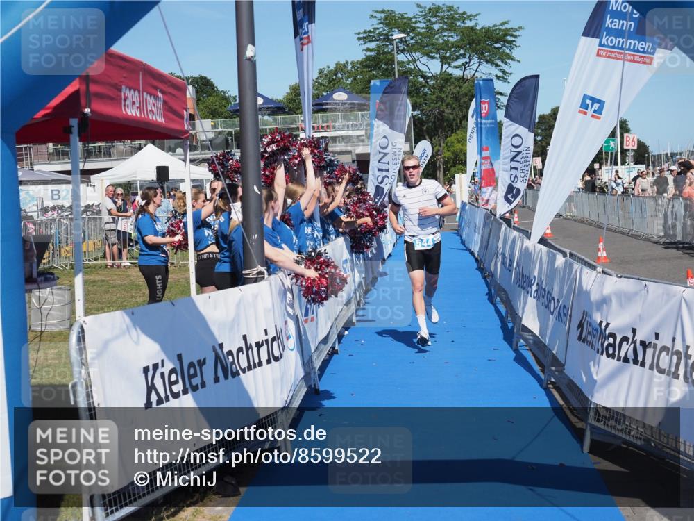 17.08.2025 - KN Förde Triathlon 2025 MichiJ http://msf.ph/oto/8599522 17.08.2025 14:04:03 Laufen 544 meine-sportfotos.de