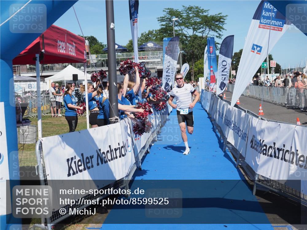 17.08.2025 - KN Förde Triathlon 2025 MichiJ http://msf.ph/oto/8599525 17.08.2025 14:04:03 Laufen 544 meine-sportfotos.de