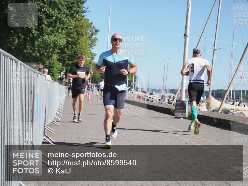 17.08.2025 - KN Förde Triathlon 2025 KatJ http://msf.ph/oto/8599540 17.08.2025 11:51:27 Laufen 331, 602, 643 meine-sportfotos.de