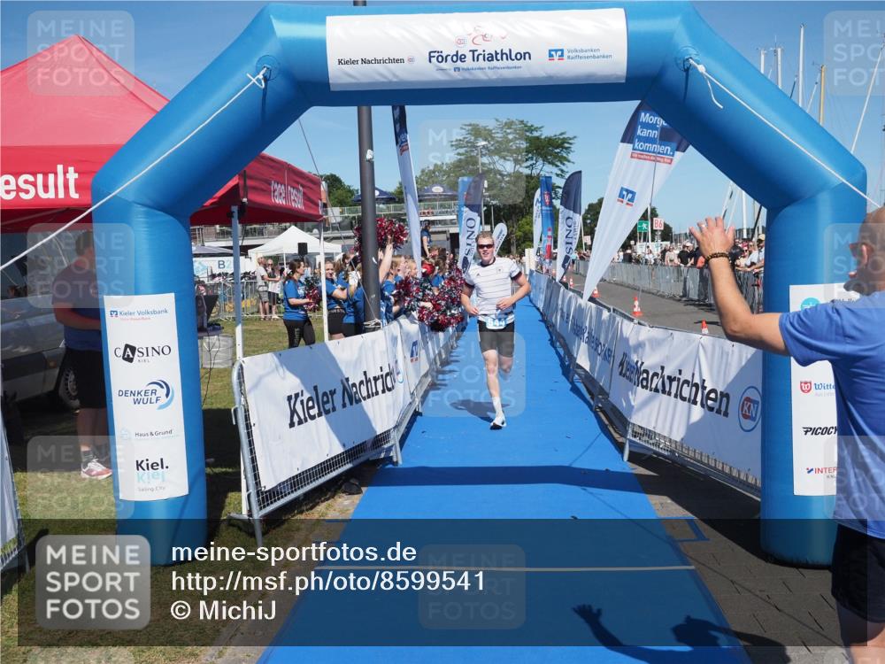 17.08.2025 - KN Förde Triathlon 2025 MichiJ http://msf.ph/oto/8599541 17.08.2025 14:04:03 Laufen 544 meine-sportfotos.de