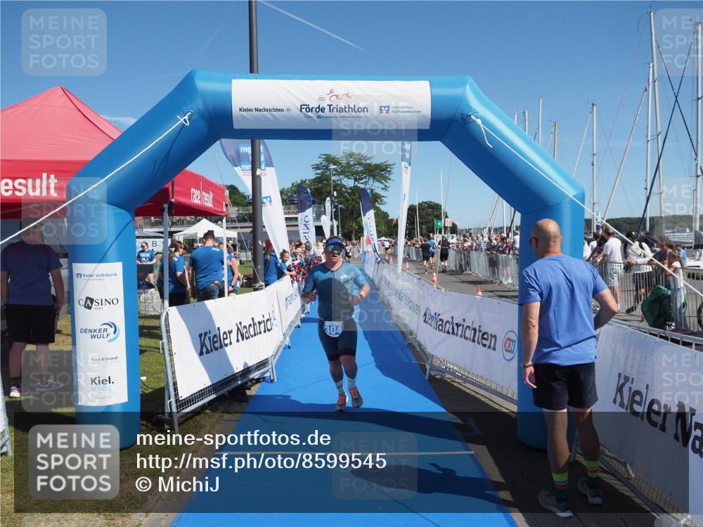 17.08.2025 - KN Förde Triathlon 2025 MichiJ http://msf.ph/oto/8599545 17.08.2025 12:14:56 Laufen 304 meine-sportfotos.de