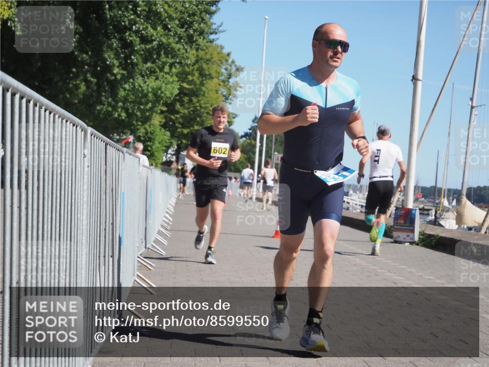 17.08.2025 - KN Förde Triathlon 2025 KatJ http://msf.ph/oto/8599550 17.08.2025 11:51:28 Laufen 331, 602, 643 meine-sportfotos.de