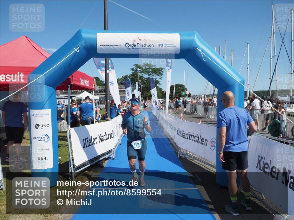 17.08.2025 - KN Förde Triathlon 2025 MichiJ http://msf.ph/oto/8599554 17.08.2025 12:14:56 Laufen 304 meine-sportfotos.de