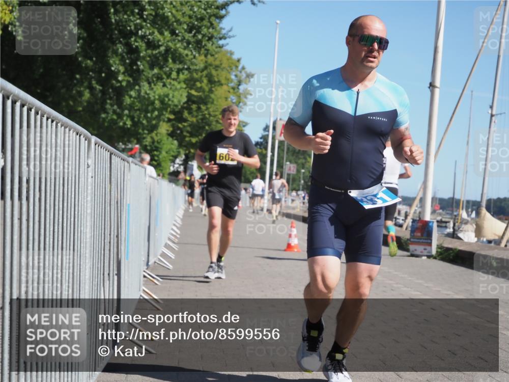17.08.2025 - KN Förde Triathlon 2025 KatJ http://msf.ph/oto/8599556 17.08.2025 11:51:28 Laufen 331, 602, 643 meine-sportfotos.de
