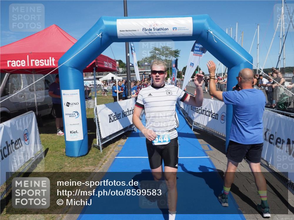 17.08.2025 - KN Förde Triathlon 2025 MichiJ http://msf.ph/oto/8599583 17.08.2025 14:04:05 Laufen 544 meine-sportfotos.de