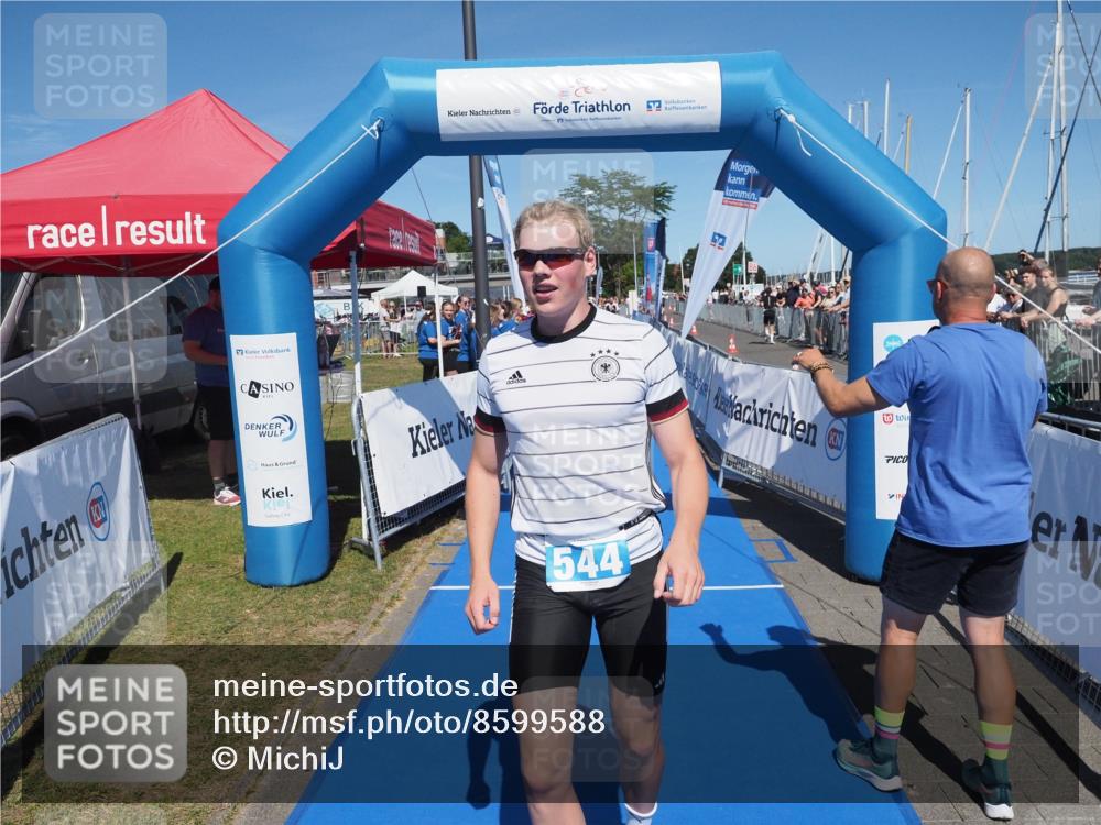 17.08.2025 - KN Förde Triathlon 2025 MichiJ http://msf.ph/oto/8599588 17.08.2025 14:04:06 Laufen 544 meine-sportfotos.de