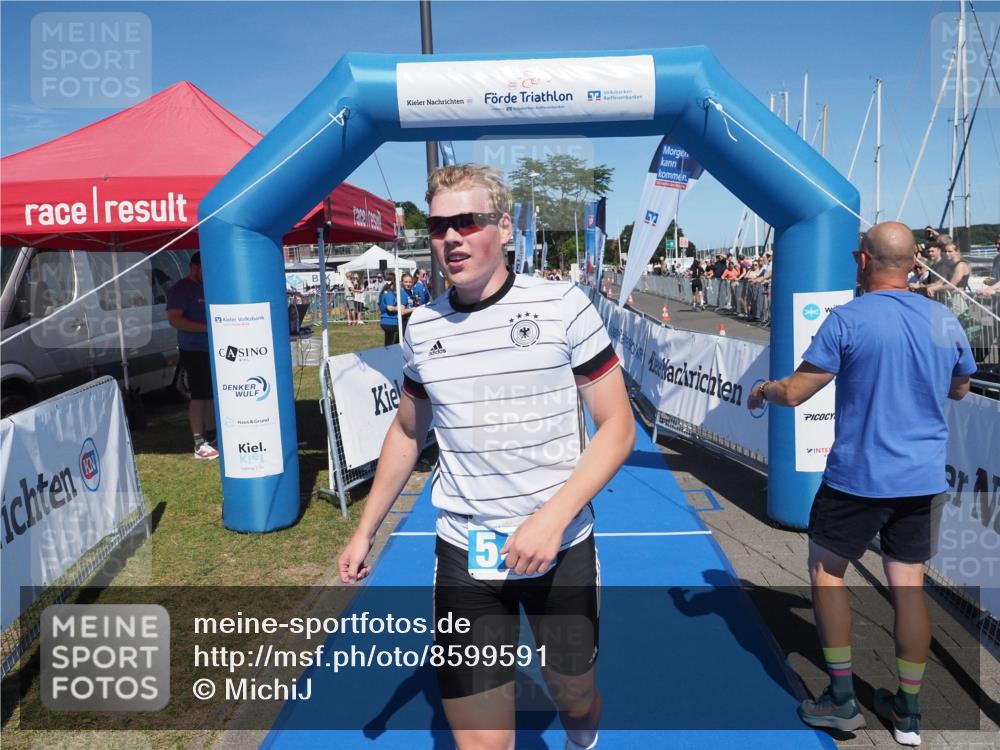 17.08.2025 - KN Förde Triathlon 2025 MichiJ http://msf.ph/oto/8599591 17.08.2025 14:04:06 Laufen 544 meine-sportfotos.de
