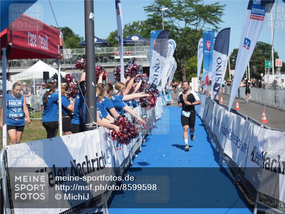 17.08.2025 - KN Förde Triathlon 2025 MichiJ http://msf.ph/oto/8599598 17.08.2025 14:04:11 Laufen 357 meine-sportfotos.de