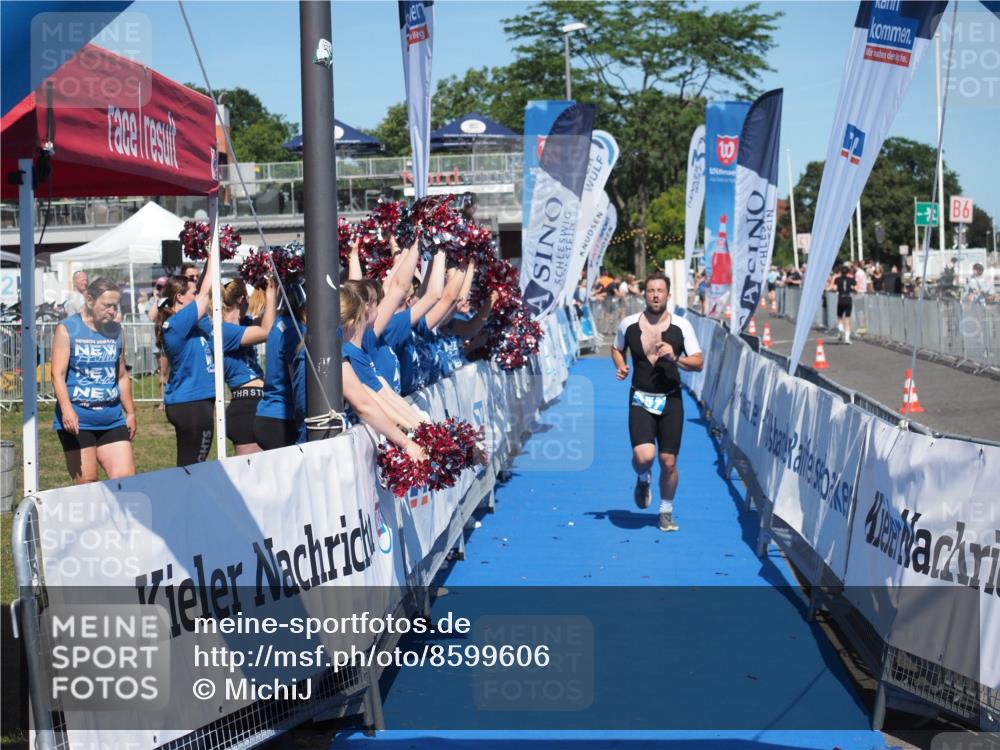 17.08.2025 - KN Förde Triathlon 2025 MichiJ http://msf.ph/oto/8599606 17.08.2025 14:04:12 Laufen 357 meine-sportfotos.de