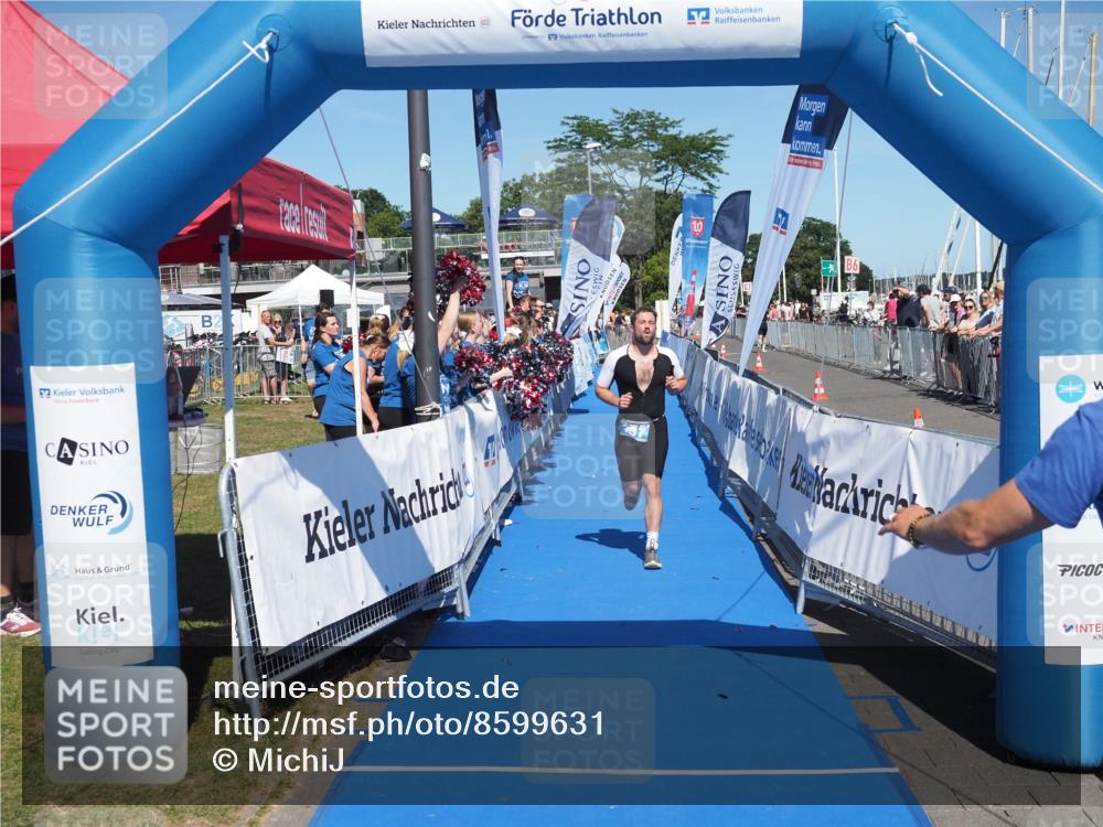 17.08.2025 - KN Förde Triathlon 2025 MichiJ http://msf.ph/oto/8599631 17.08.2025 14:04:13 Laufen 357 meine-sportfotos.de