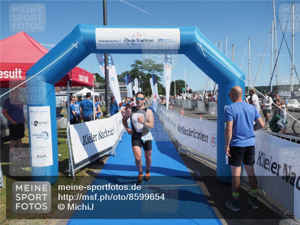 17.08.2025 - KN Förde Triathlon 2025 MichiJ http://msf.ph/oto/8599654 17.08.2025 12:15:05 Laufen 343 meine-sportfotos.de