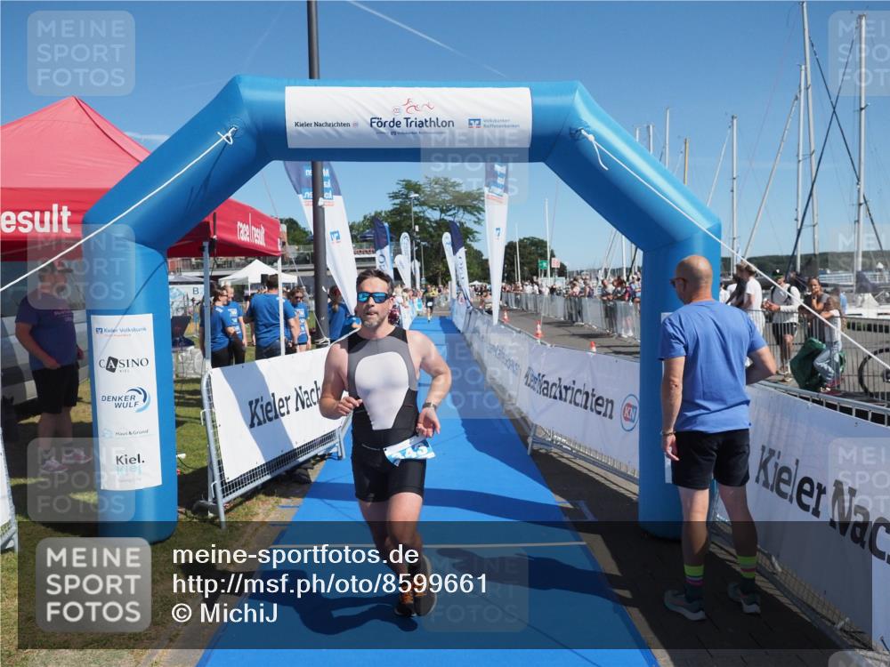 17.08.2025 - KN Förde Triathlon 2025 MichiJ http://msf.ph/oto/8599661 17.08.2025 12:15:05 Laufen 343 meine-sportfotos.de