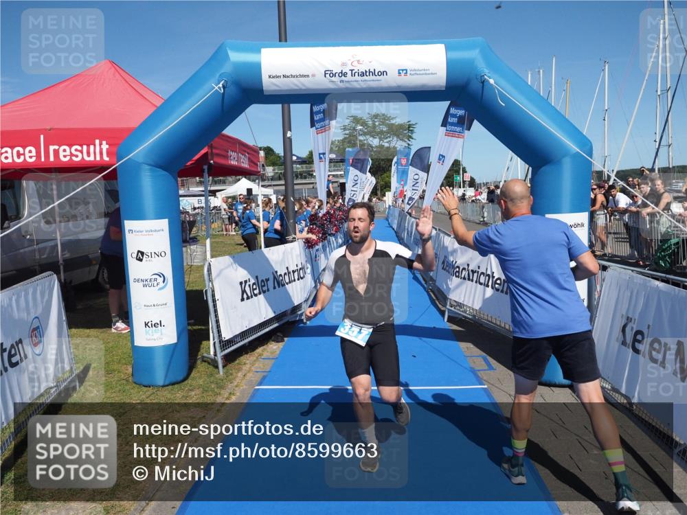 17.08.2025 - KN Förde Triathlon 2025 MichiJ http://msf.ph/oto/8599663 17.08.2025 14:04:15 Laufen 357 meine-sportfotos.de