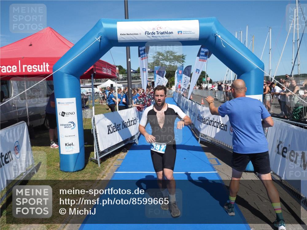 17.08.2025 - KN Förde Triathlon 2025 MichiJ http://msf.ph/oto/8599665 17.08.2025 14:04:15 Laufen 357 meine-sportfotos.de
