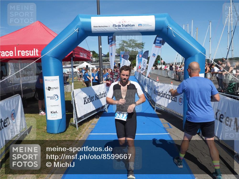 17.08.2025 - KN Förde Triathlon 2025 MichiJ http://msf.ph/oto/8599667 17.08.2025 14:04:15 Laufen 357 meine-sportfotos.de
