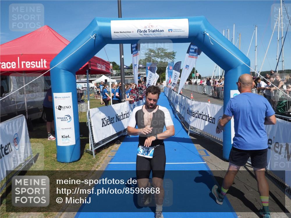 17.08.2025 - KN Förde Triathlon 2025 MichiJ http://msf.ph/oto/8599668 17.08.2025 14:04:15 Laufen 357 meine-sportfotos.de