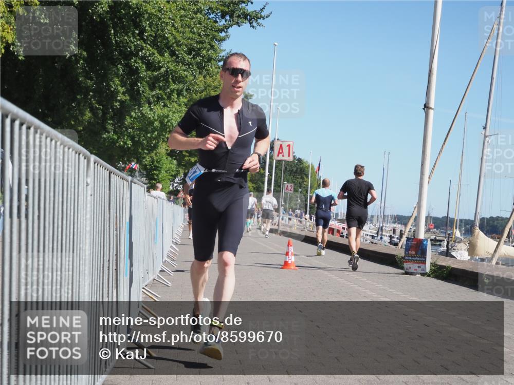 17.08.2025 - KN Förde Triathlon 2025 KatJ http://msf.ph/oto/8599670 17.08.2025 11:51:39 Laufen 279, 387, 616 meine-sportfotos.de