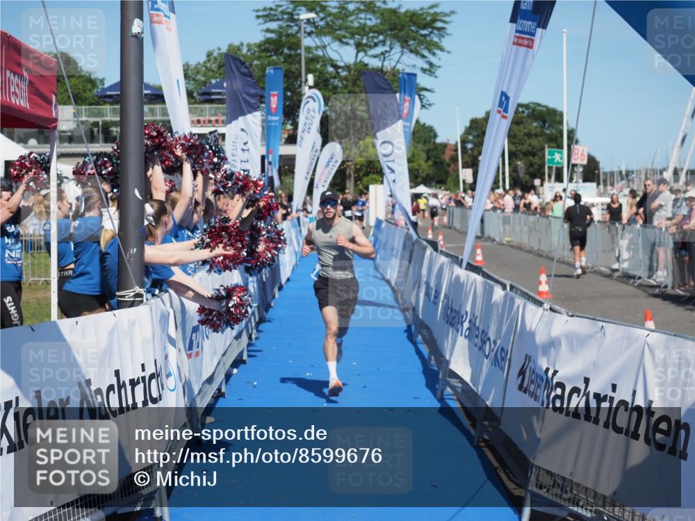 17.08.2025 - KN Förde Triathlon 2025 MichiJ http://msf.ph/oto/8599676 17.08.2025 14:04:35 Laufen 477 meine-sportfotos.de