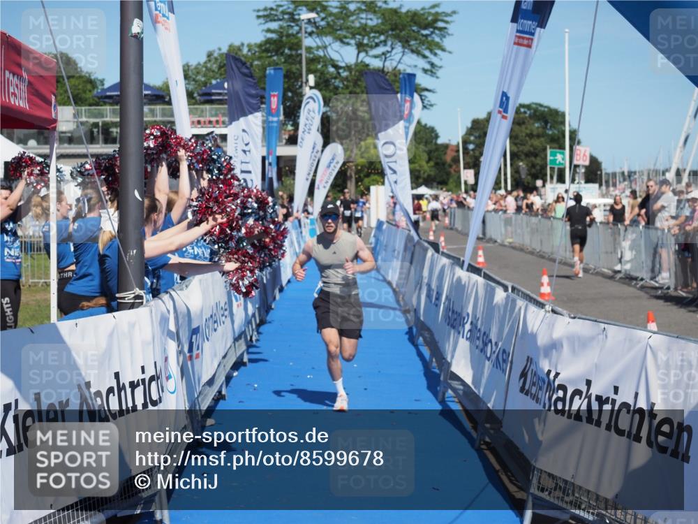 17.08.2025 - KN Förde Triathlon 2025 MichiJ http://msf.ph/oto/8599678 17.08.2025 14:04:35 Laufen 477 meine-sportfotos.de