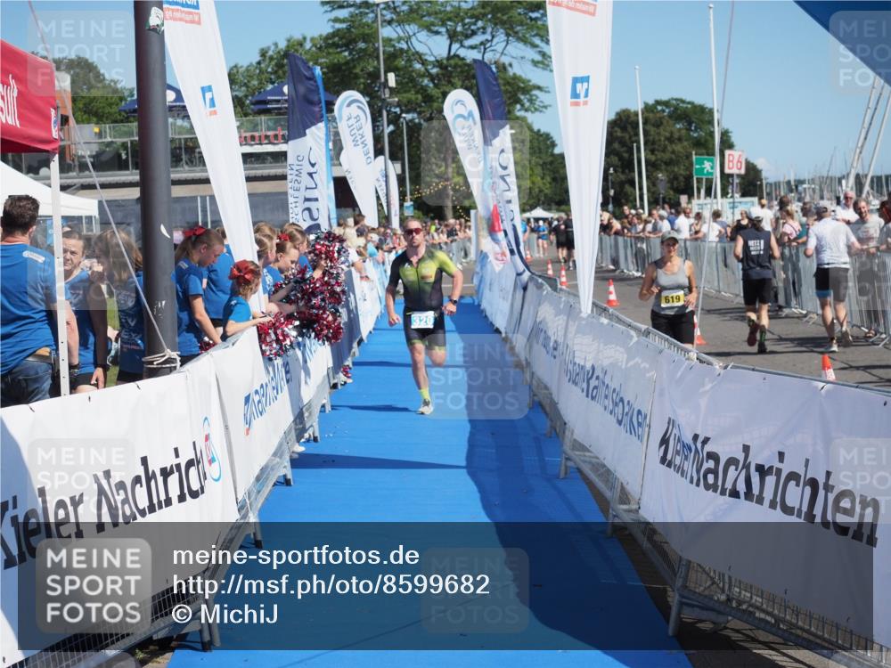 17.08.2025 - KN Förde Triathlon 2025 MichiJ http://msf.ph/oto/8599682 17.08.2025 12:15:09 Laufen 320, 343 meine-sportfotos.de