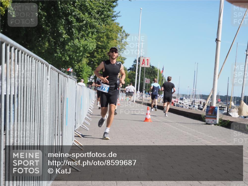 17.08.2025 - KN Förde Triathlon 2025 KatJ http://msf.ph/oto/8599687 17.08.2025 11:51:41 Laufen 273, 279, 387, 616 meine-sportfotos.de