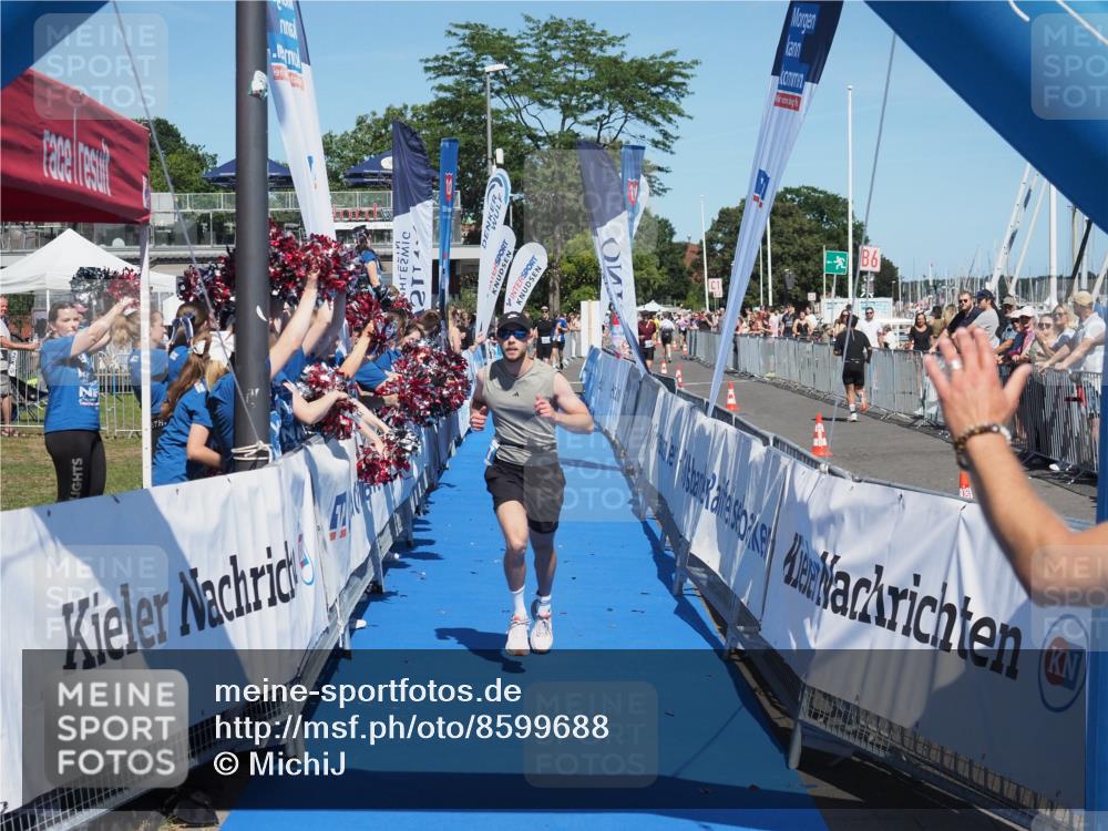 17.08.2025 - KN Förde Triathlon 2025 MichiJ http://msf.ph/oto/8599688 17.08.2025 14:04:35 Laufen 477 meine-sportfotos.de