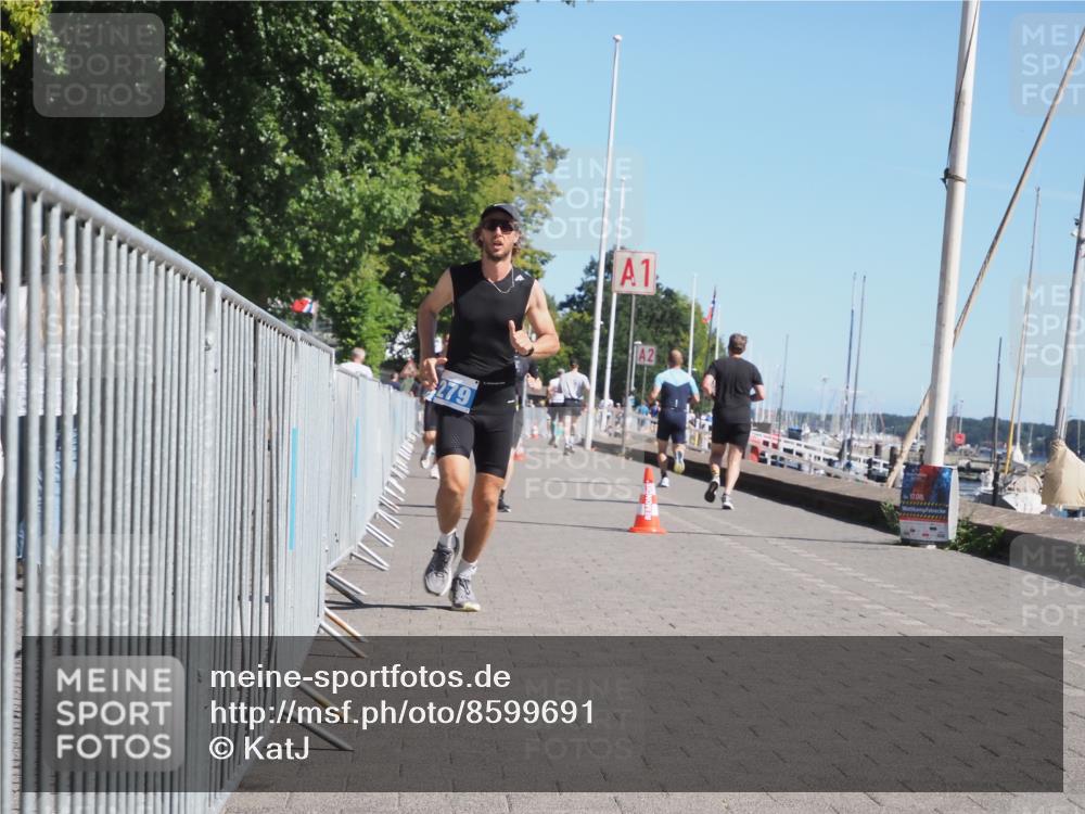 17.08.2025 - KN Förde Triathlon 2025 KatJ http://msf.ph/oto/8599691 17.08.2025 11:51:41 Laufen 273, 279, 387, 616 meine-sportfotos.de