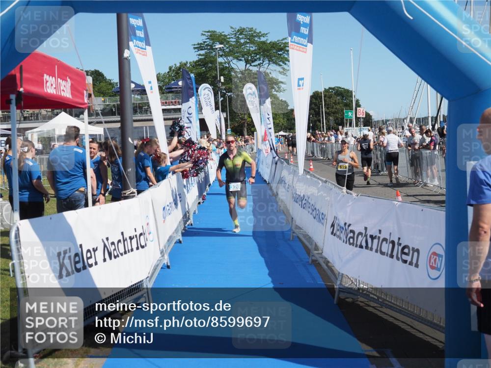 17.08.2025 - KN Förde Triathlon 2025 MichiJ http://msf.ph/oto/8599697 17.08.2025 12:15:10 Laufen 320, 343 meine-sportfotos.de