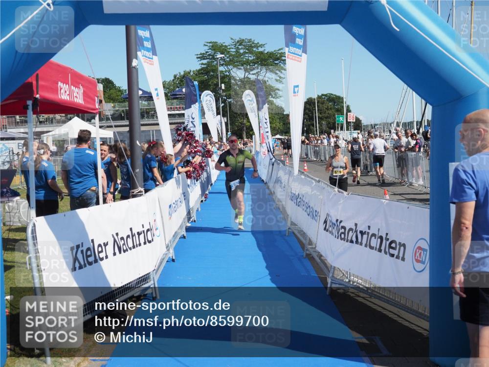 17.08.2025 - KN Förde Triathlon 2025 MichiJ http://msf.ph/oto/8599700 17.08.2025 12:15:10 Laufen 320, 343 meine-sportfotos.de