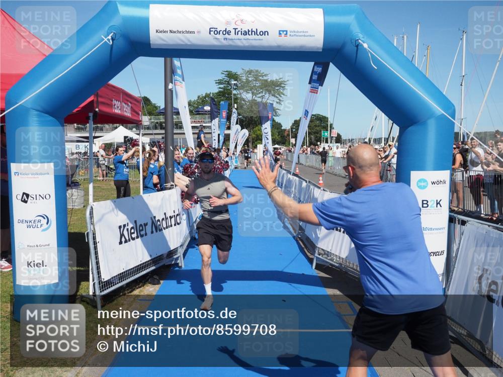 17.08.2025 - KN Förde Triathlon 2025 MichiJ http://msf.ph/oto/8599708 17.08.2025 14:04:36 Laufen 477 meine-sportfotos.de