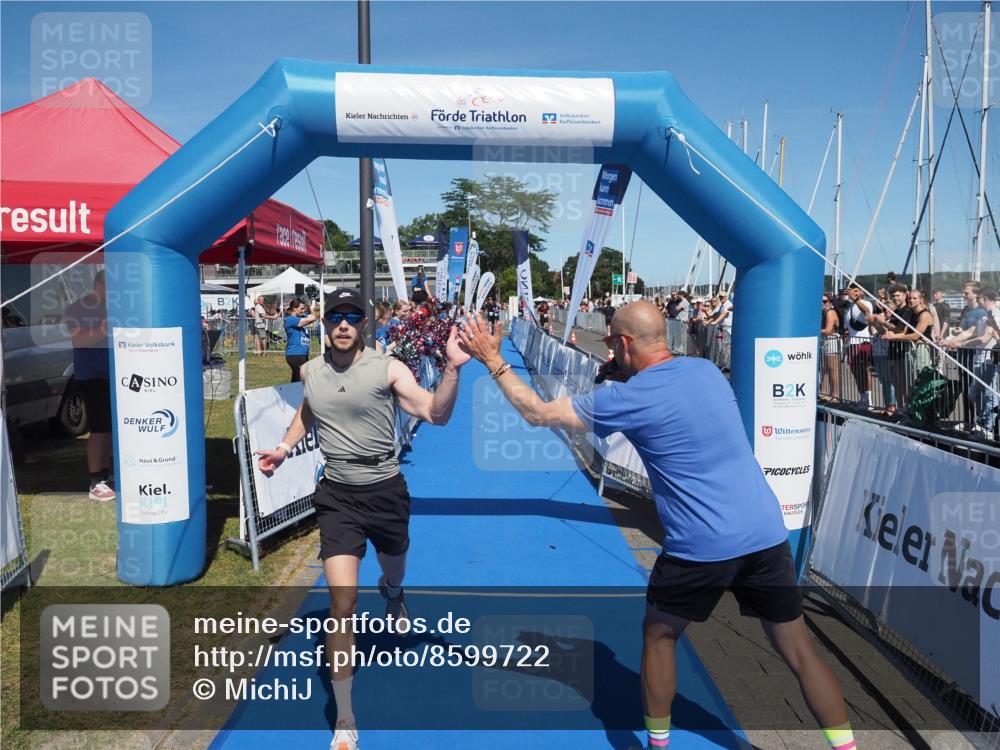 17.08.2025 - KN Förde Triathlon 2025 MichiJ http://msf.ph/oto/8599722 17.08.2025 14:04:37 Laufen 477 meine-sportfotos.de