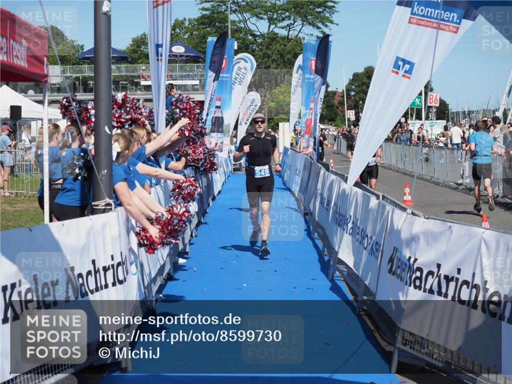 17.08.2025 - KN Förde Triathlon 2025 MichiJ http://msf.ph/oto/8599730 17.08.2025 14:04:44 Laufen 438, 549 meine-sportfotos.de