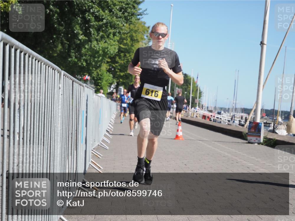 17.08.2025 - KN Förde Triathlon 2025 KatJ http://msf.ph/oto/8599746 17.08.2025 11:51:44 Laufen 273, 279, 316, 616 meine-sportfotos.de