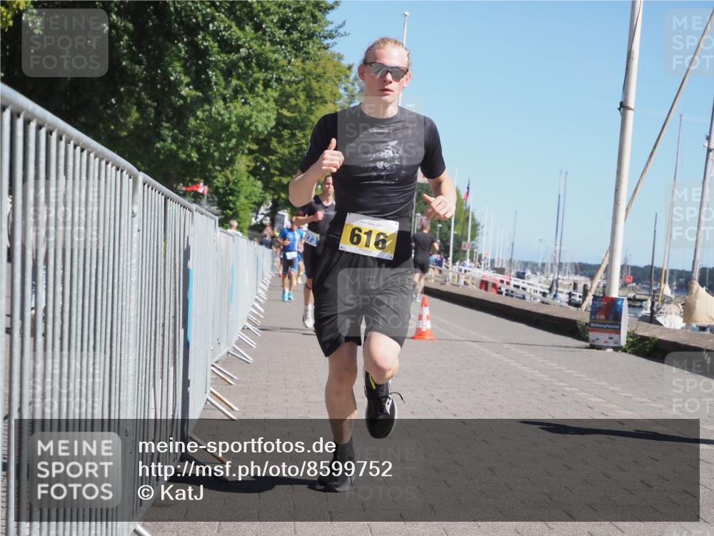 17.08.2025 - KN Förde Triathlon 2025 KatJ http://msf.ph/oto/8599752 17.08.2025 11:51:44 Laufen 273, 279, 316, 616 meine-sportfotos.de
