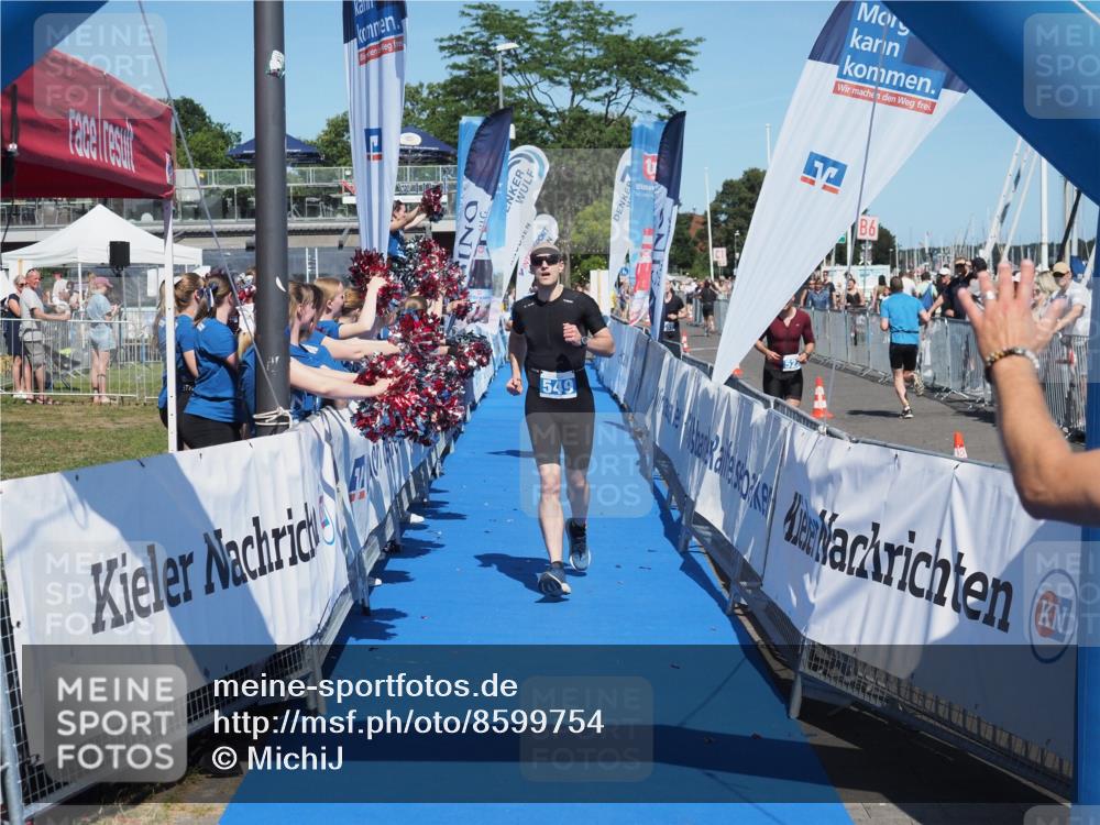 17.08.2025 - KN Förde Triathlon 2025 MichiJ http://msf.ph/oto/8599754 17.08.2025 14:04:45 Laufen 438, 549 meine-sportfotos.de
