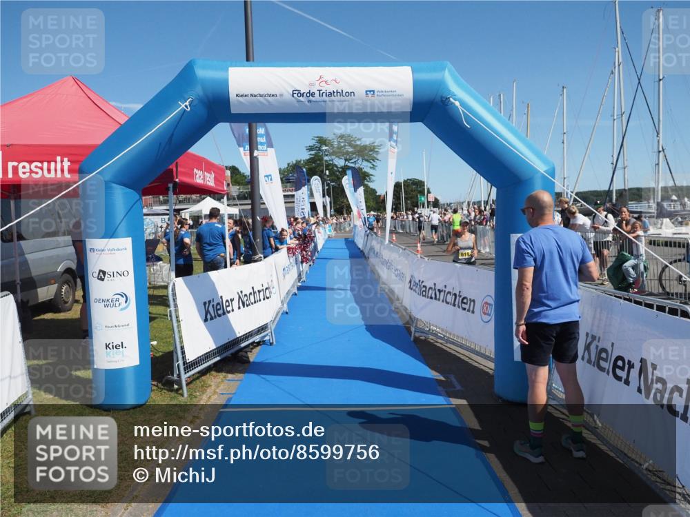 17.08.2025 - KN Förde Triathlon 2025 MichiJ http://msf.ph/oto/8599756 17.08.2025 12:15:12 Laufen 320 meine-sportfotos.de
