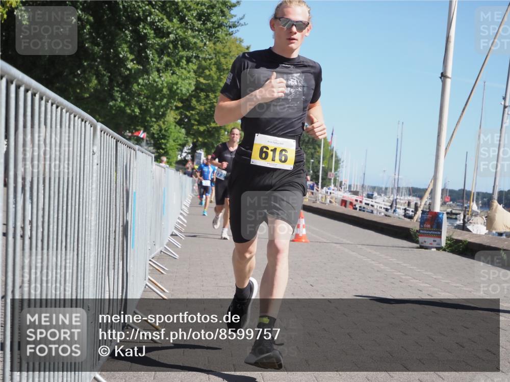 17.08.2025 - KN Förde Triathlon 2025 KatJ http://msf.ph/oto/8599757 17.08.2025 11:51:44 Laufen 273, 279, 316, 616 meine-sportfotos.de