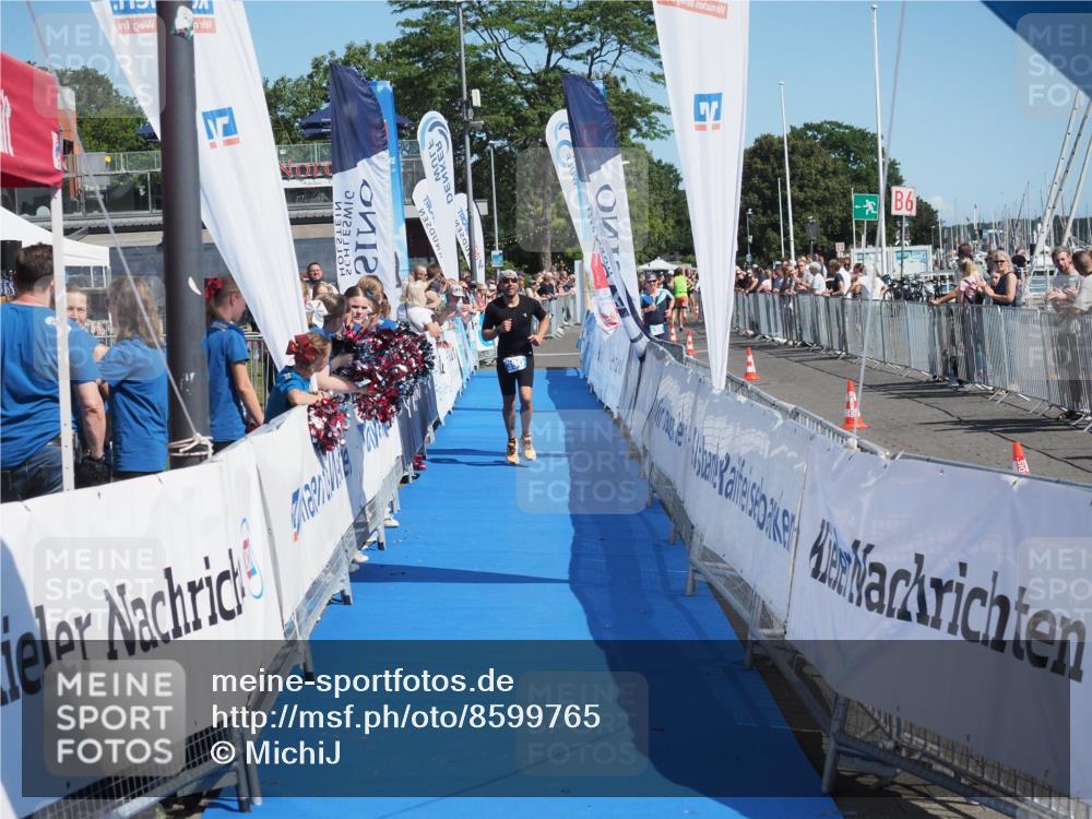 17.08.2025 - KN Förde Triathlon 2025 MichiJ http://msf.ph/oto/8599765 17.08.2025 12:15:26 Laufen 390 meine-sportfotos.de