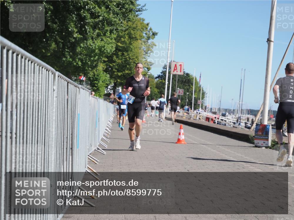 17.08.2025 - KN Förde Triathlon 2025 KatJ http://msf.ph/oto/8599775 17.08.2025 11:51:46 Laufen 273, 279, 316, 616 meine-sportfotos.de