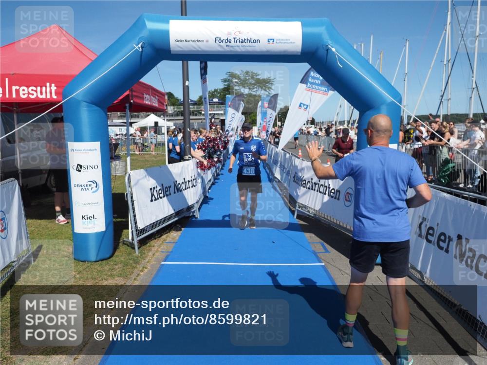 17.08.2025 - KN Förde Triathlon 2025 MichiJ http://msf.ph/oto/8599821 17.08.2025 14:04:48 Laufen 438, 549 meine-sportfotos.de