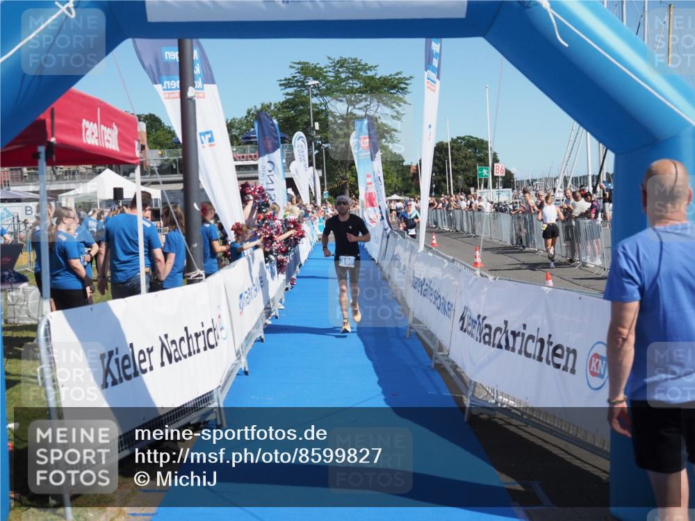 17.08.2025 - KN Förde Triathlon 2025 MichiJ http://msf.ph/oto/8599827 17.08.2025 12:15:28 Laufen 390 meine-sportfotos.de