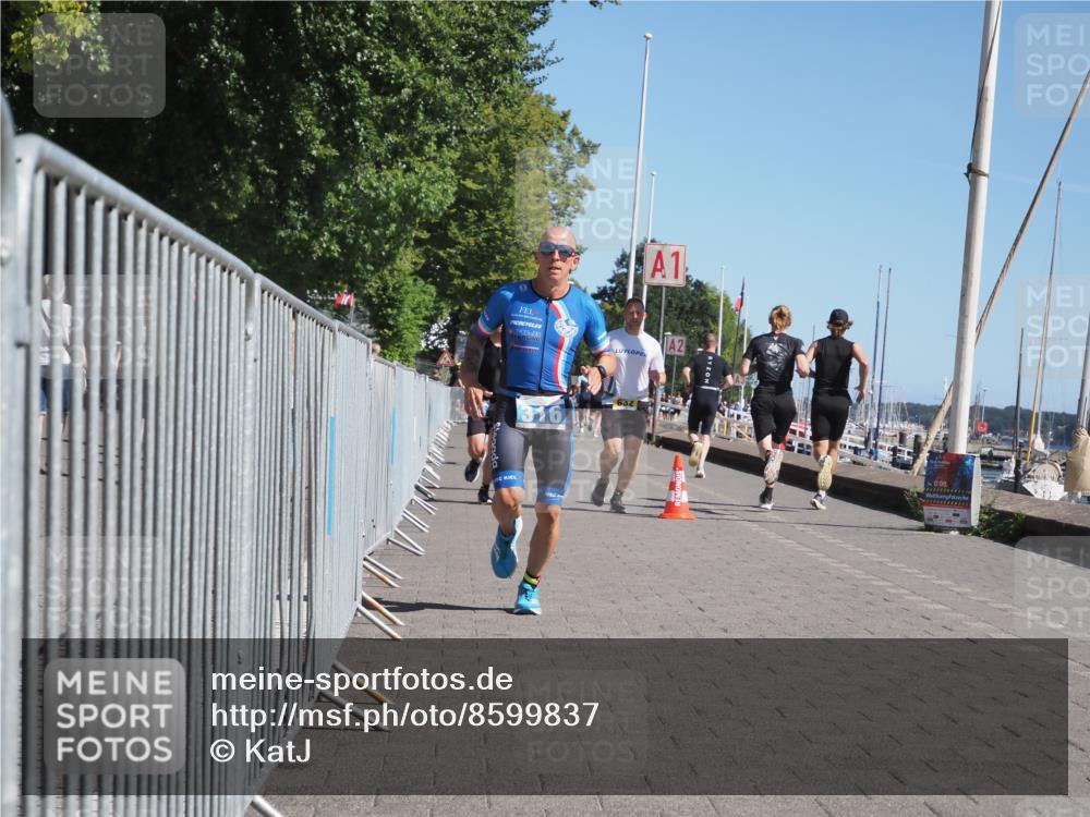 17.08.2025 - KN Förde Triathlon 2025 KatJ http://msf.ph/oto/8599837 17.08.2025 11:51:51 Laufen 271, 273, 307, 316, 632, 642 meine-sportfotos.de
