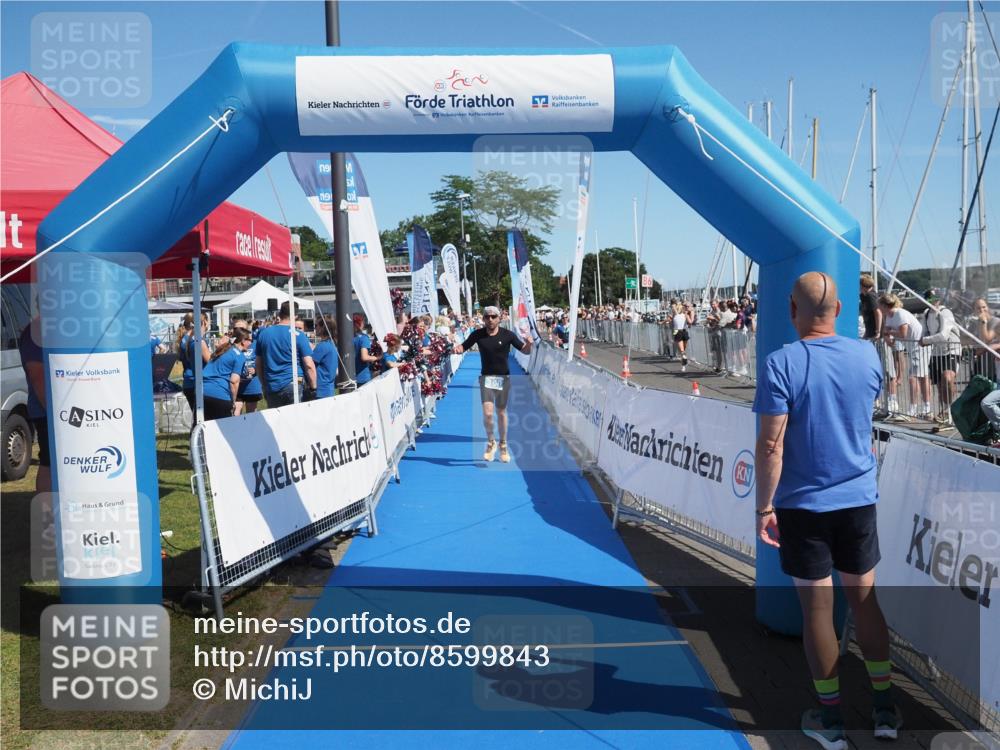 17.08.2025 - KN Förde Triathlon 2025 MichiJ http://msf.ph/oto/8599843 17.08.2025 12:15:29 Laufen 390 meine-sportfotos.de