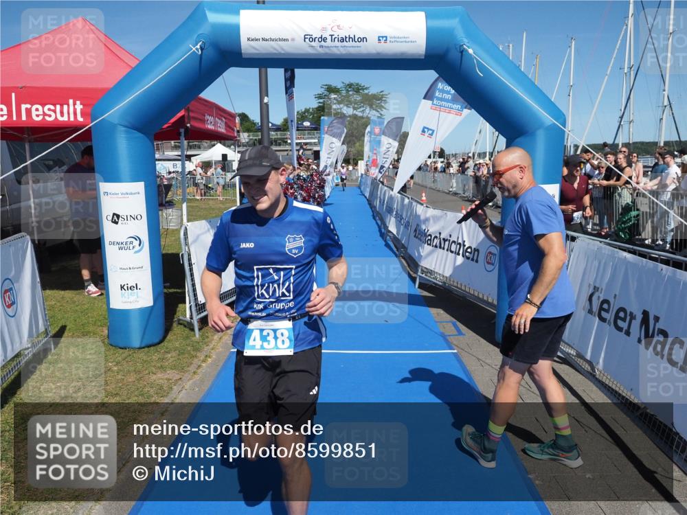 17.08.2025 - KN Förde Triathlon 2025 MichiJ http://msf.ph/oto/8599851 17.08.2025 14:04:49 Laufen 438, 549 meine-sportfotos.de