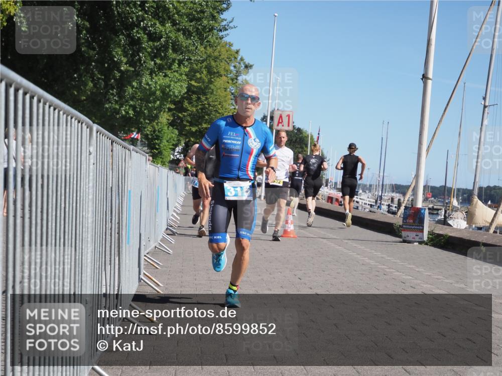17.08.2025 - KN Förde Triathlon 2025 KatJ http://msf.ph/oto/8599852 17.08.2025 11:51:52 Laufen 271, 273, 307, 316, 632, 642 meine-sportfotos.de